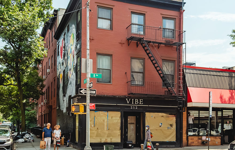 Marcus & Millichap brokers $10.3 million sale of mixed-use building